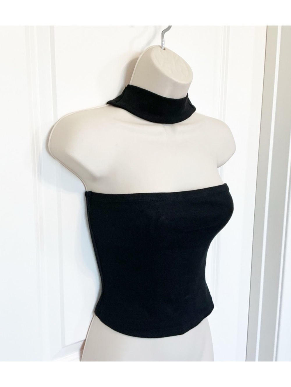 NWT Beige Botany Black Choker Neck Halter Tube Strapless Crop Top Size S Club